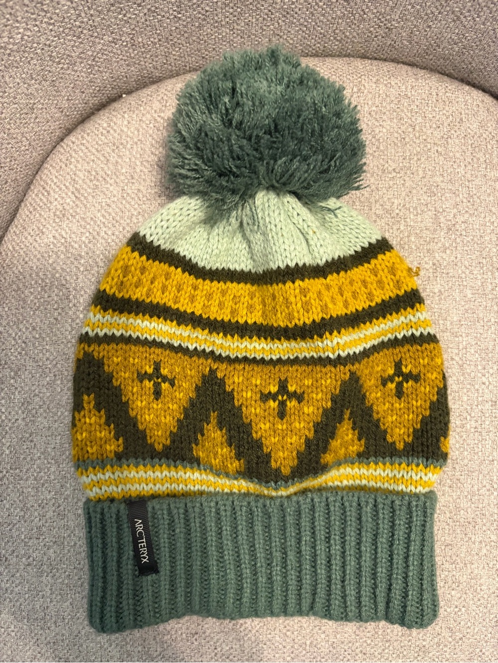 ARC’TERYX- Fernie Toque